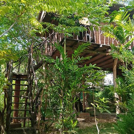 Hotel Sigiriya Rock Gate Tree House Esterno foto