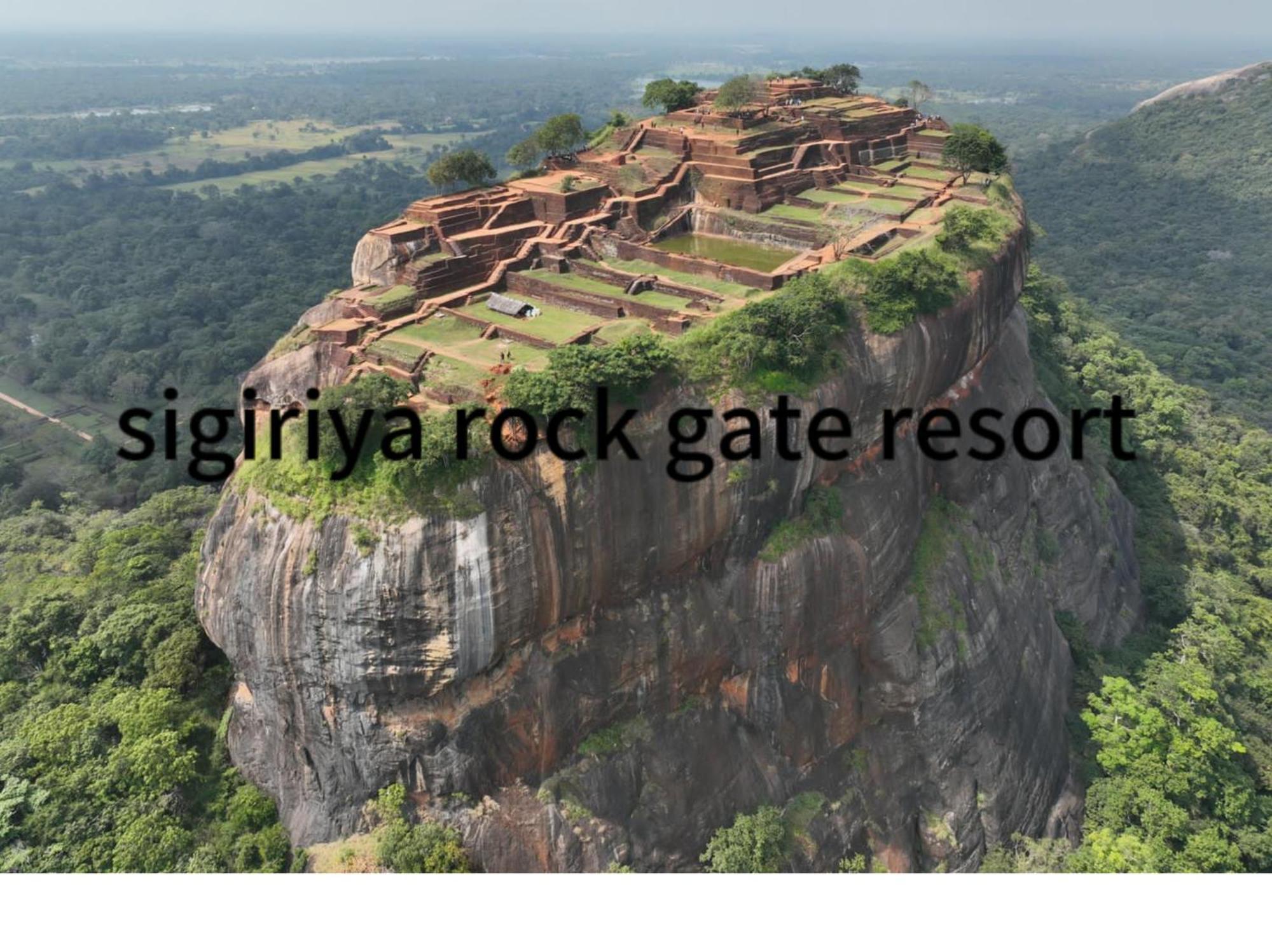 Hotel Sigiriya Rock Gate Tree House Esterno foto